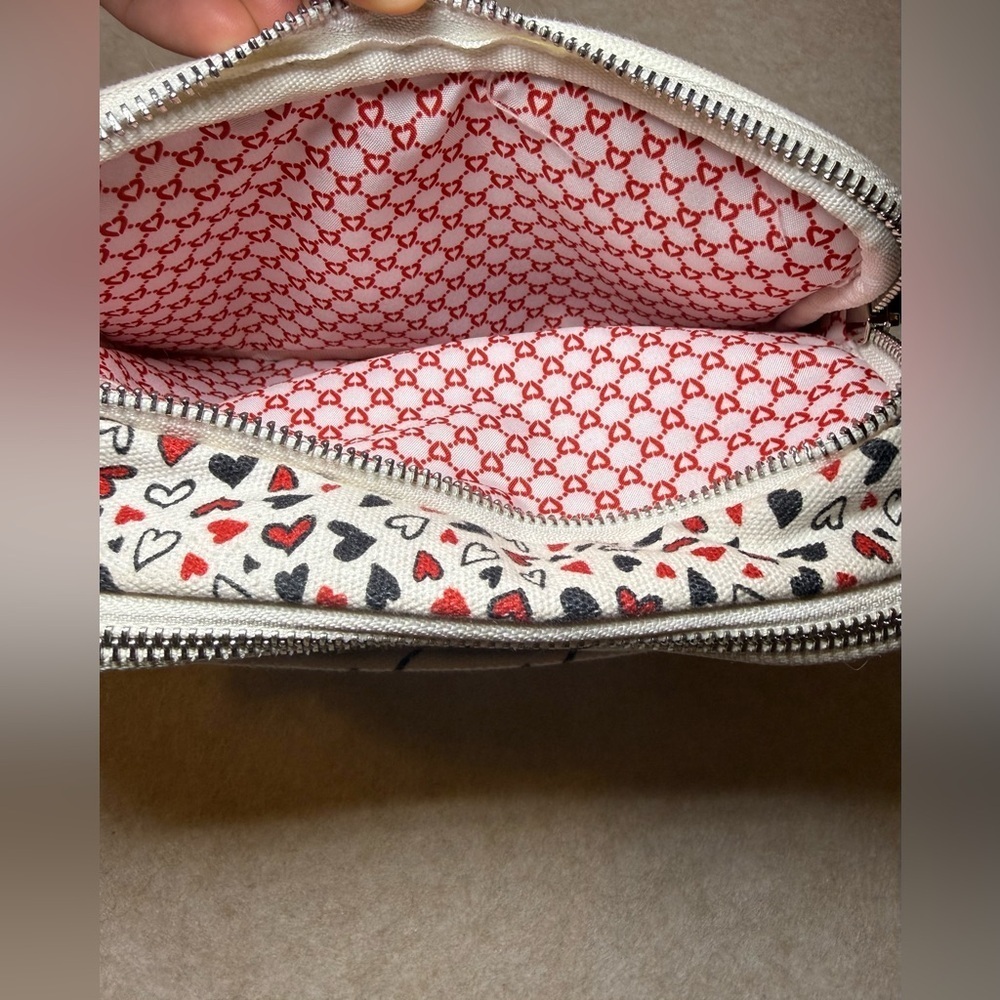 Brighton White Red Love Scroll Cross Body Bag Purse Valentines Day Heart - Picture 7 of 9